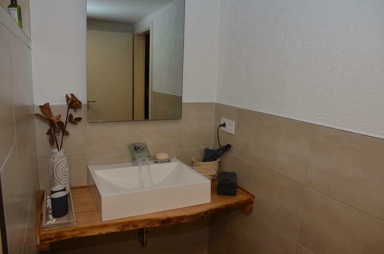 Ferienwohnung Blockhaus Juka Vinningen المظهر الخارجي الصورة